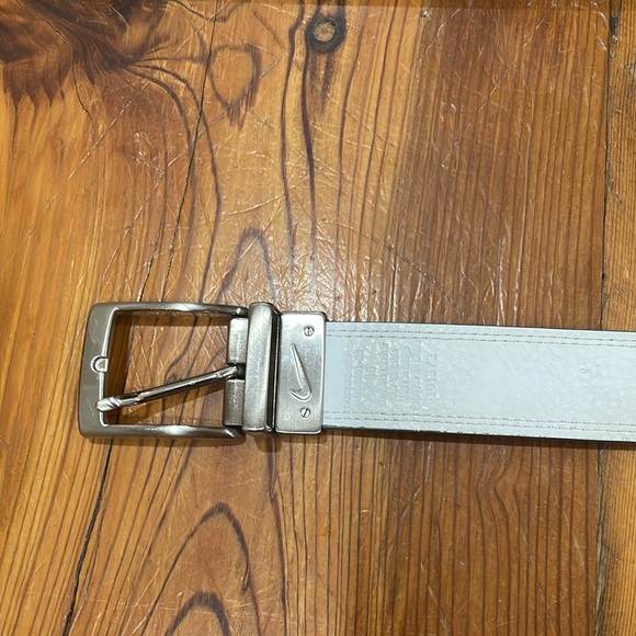 Nike genuine leather reversible grey and white belt size 36 - Picture 5 of 12